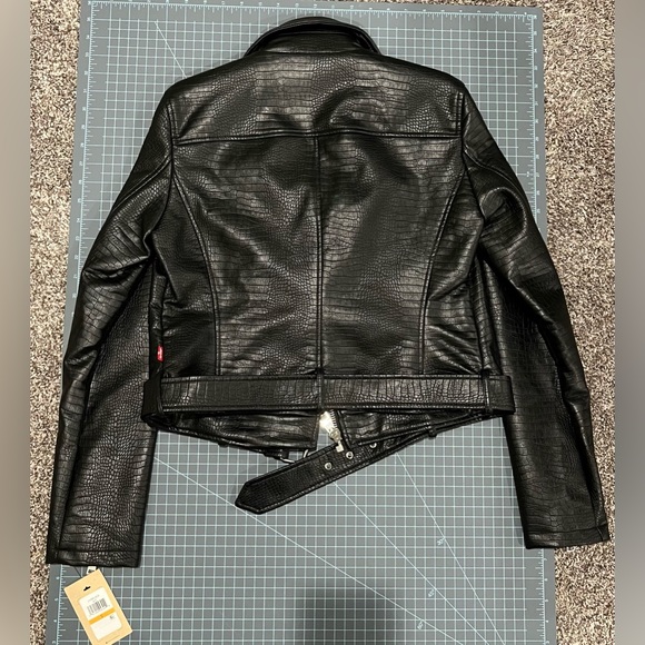Levi’s black croc faux leather moto jacket - Picture 2 of 15